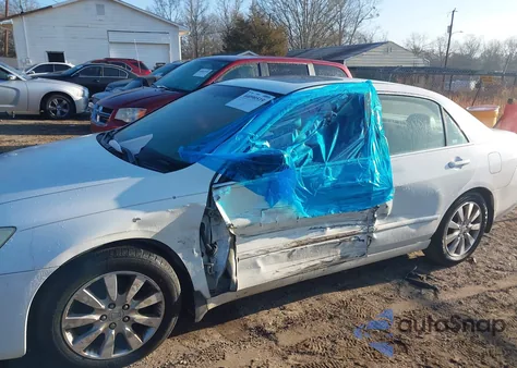 2006 Honda Accord 3.0 Ex from USA, damaged, VIN 1HGCM66556A030557